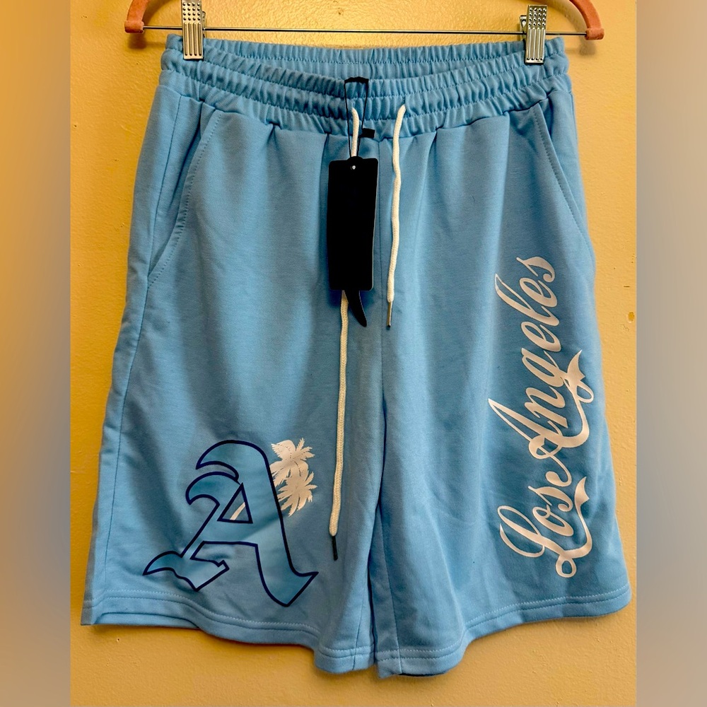 Romwe men’s small new baby blue shorts